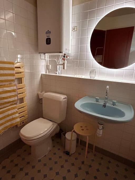 Un Fabuleux Decor Pour Un Chaleureux Appartement パリ エクステリア 写真